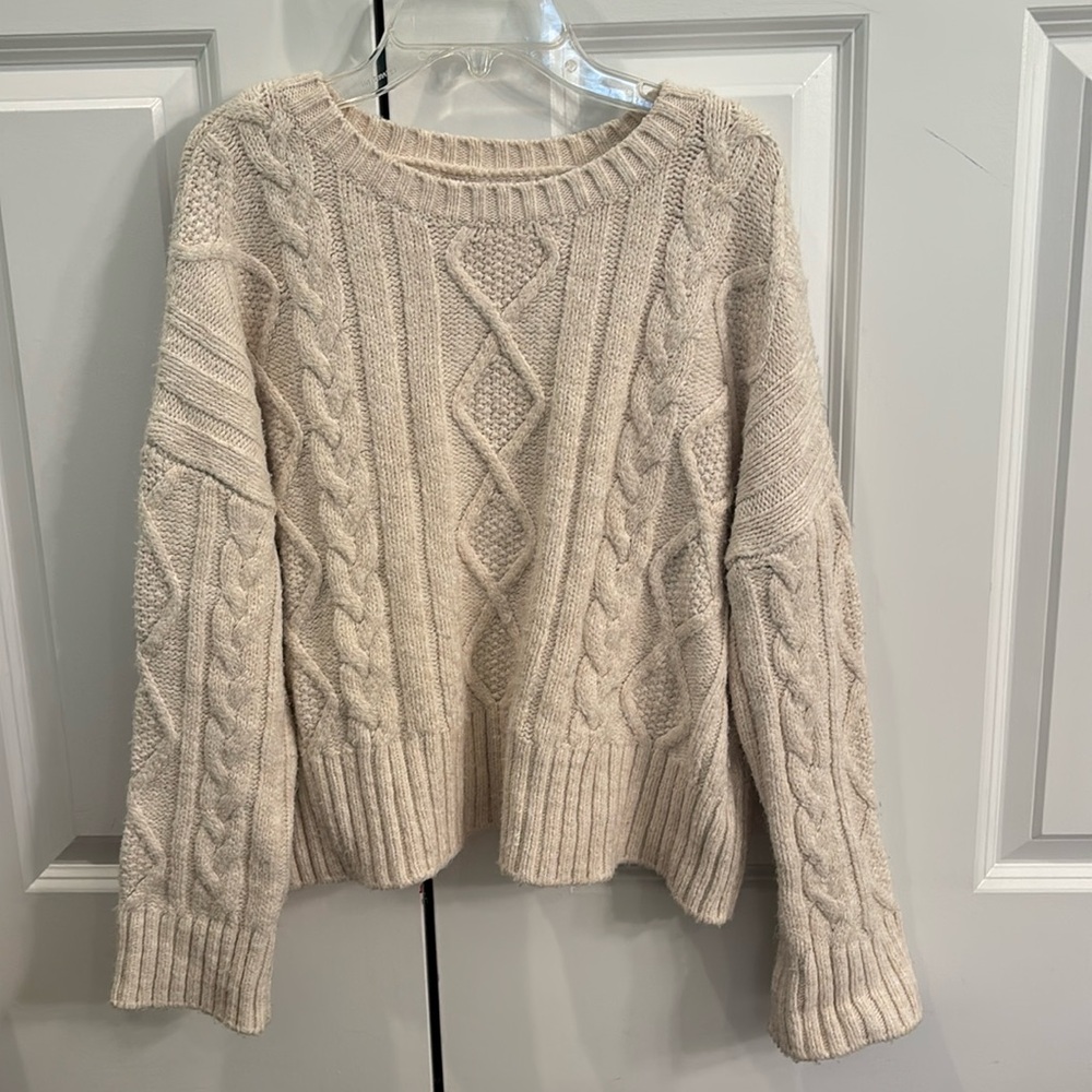 Stradivarius Cable Knit Sweater